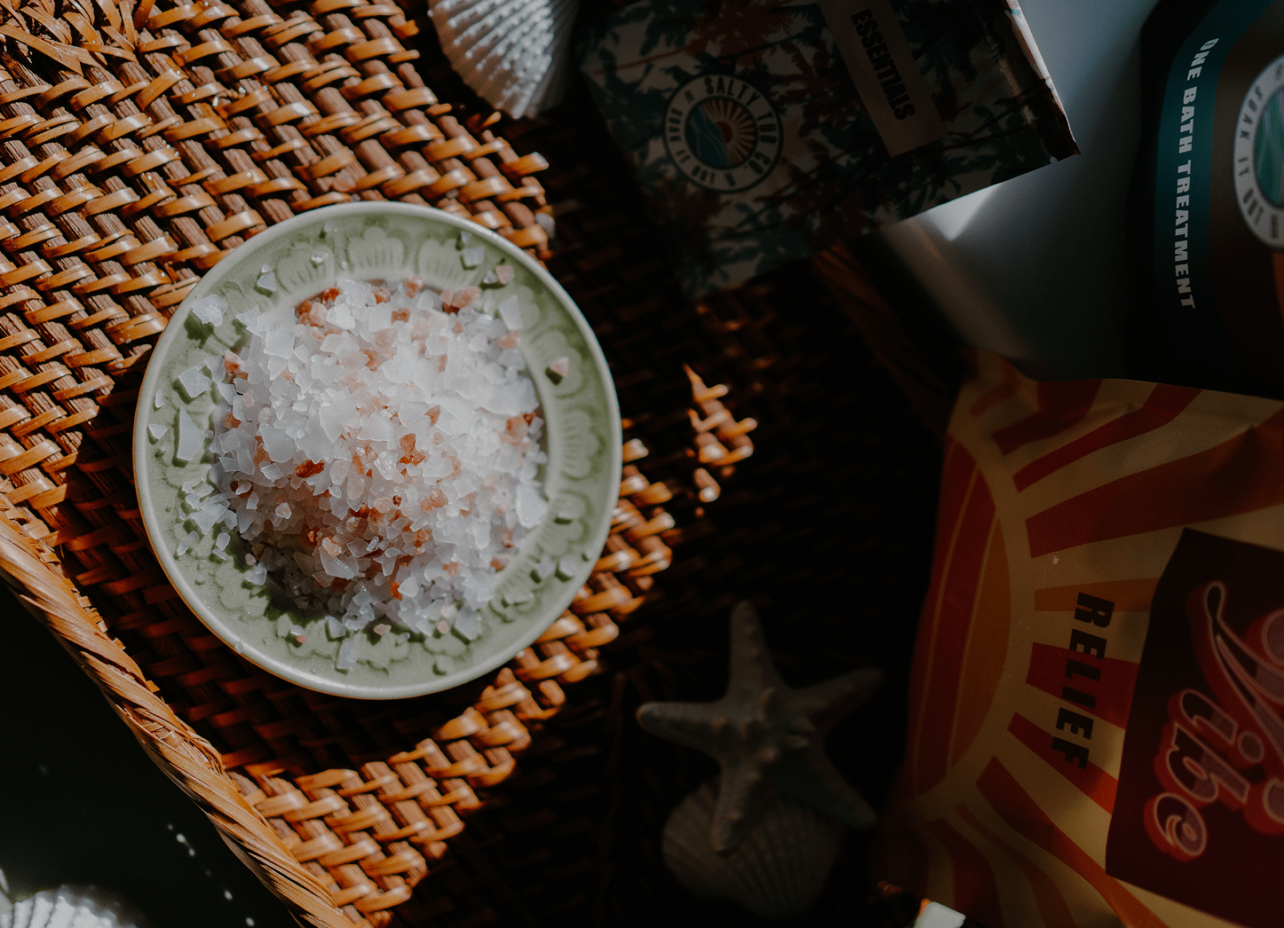 Epsom Salt vs Himalayan Salt: Which One Belongs in Your Next Bath?